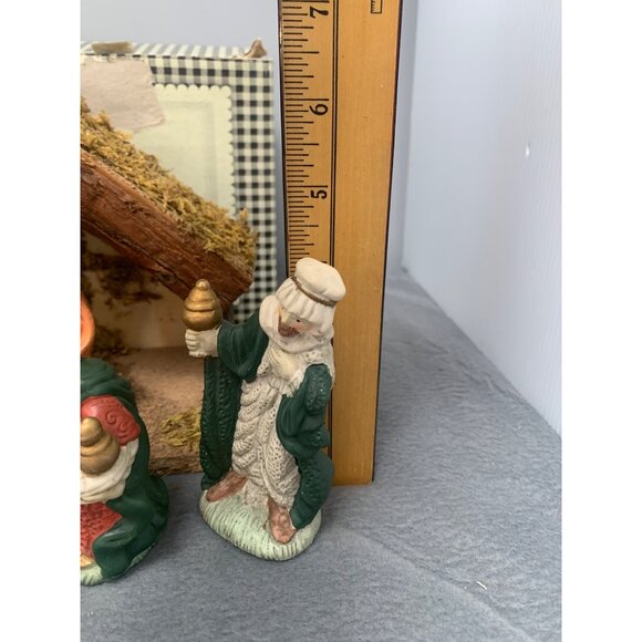 Vintage Cobble Creek Nativity Scene Figurine Set with Stable - Picture 11 of 16